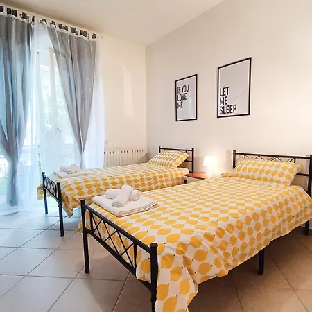 Apartment Luminoso E Ampio Tra E Riccione